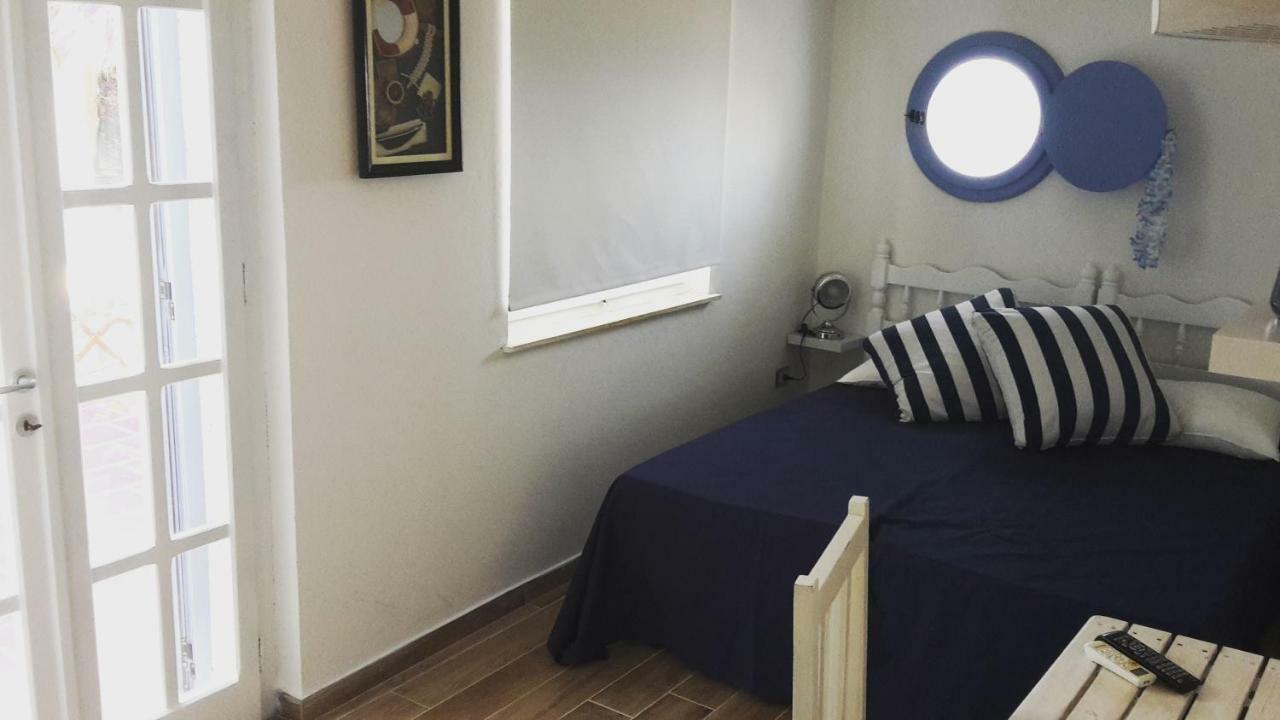 Bed and Breakfast La Casa Di Nina La Maddalena  Экстерьер фото