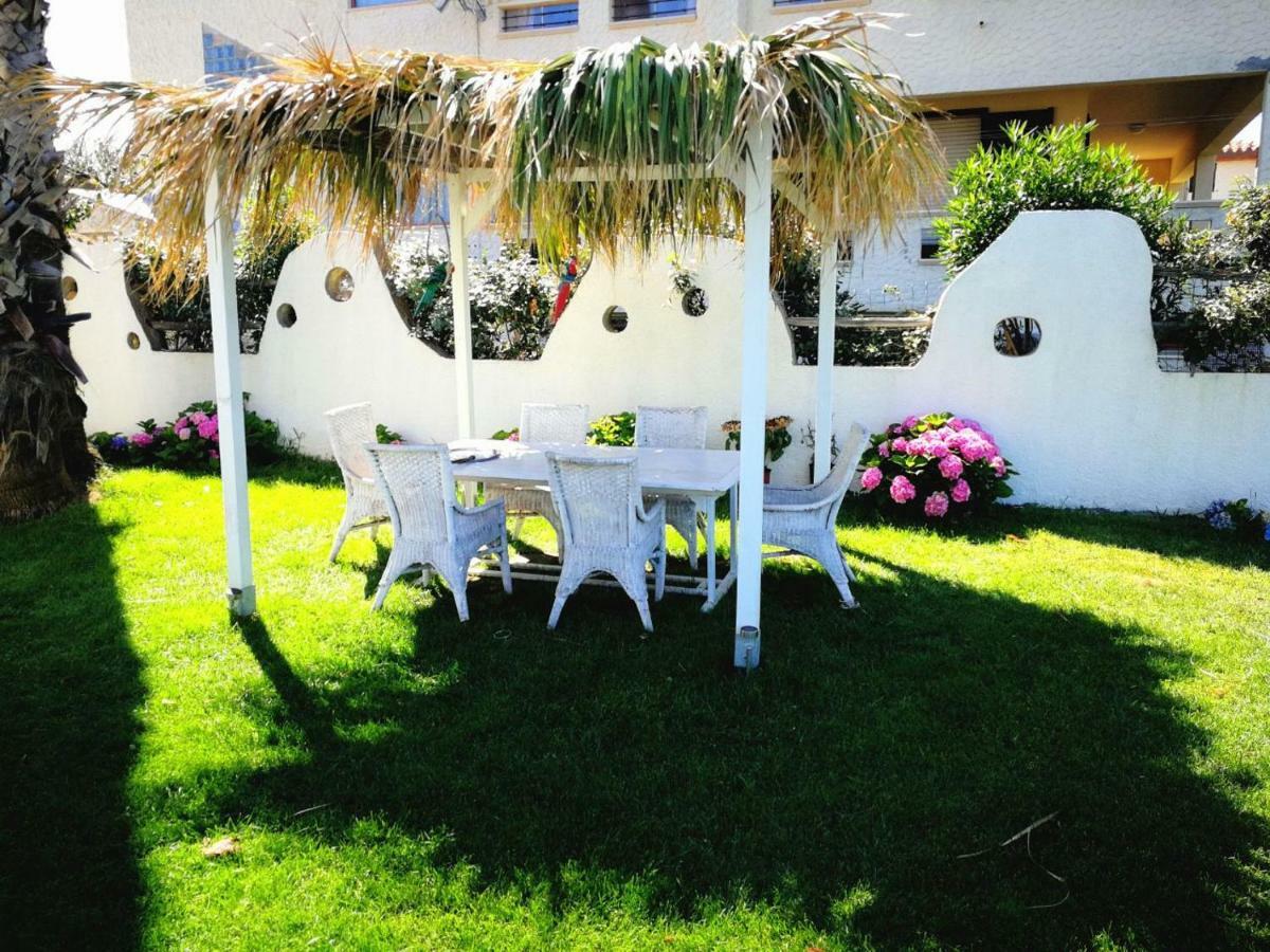 Bed and Breakfast La Casa Di Nina La Maddalena  Экстерьер фото
