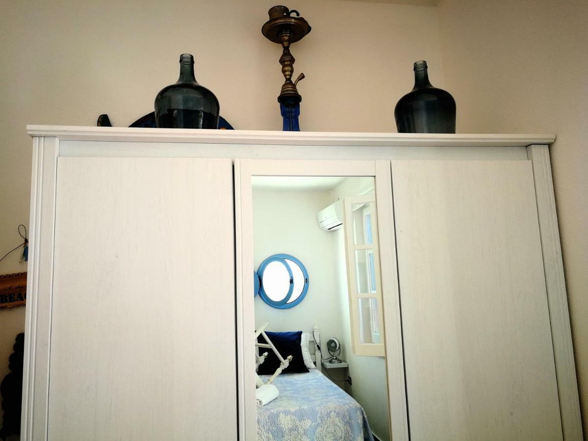Bed and Breakfast La Casa Di Nina La Maddalena  Экстерьер фото